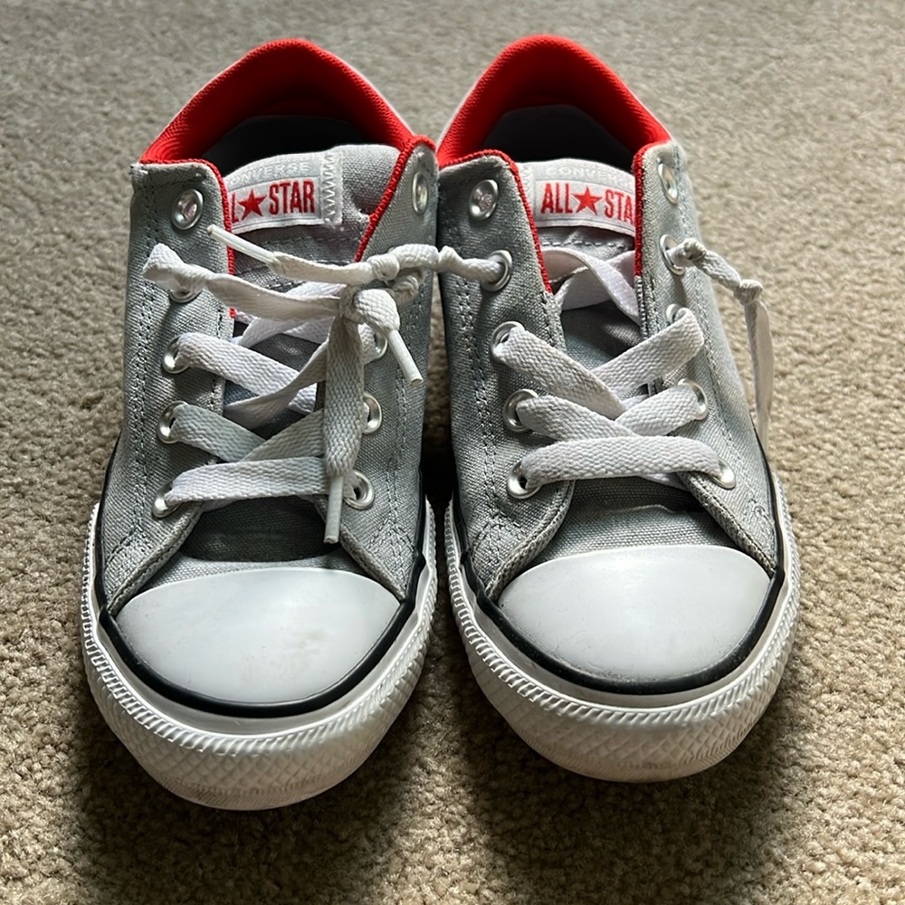 Converse Kids Size 2